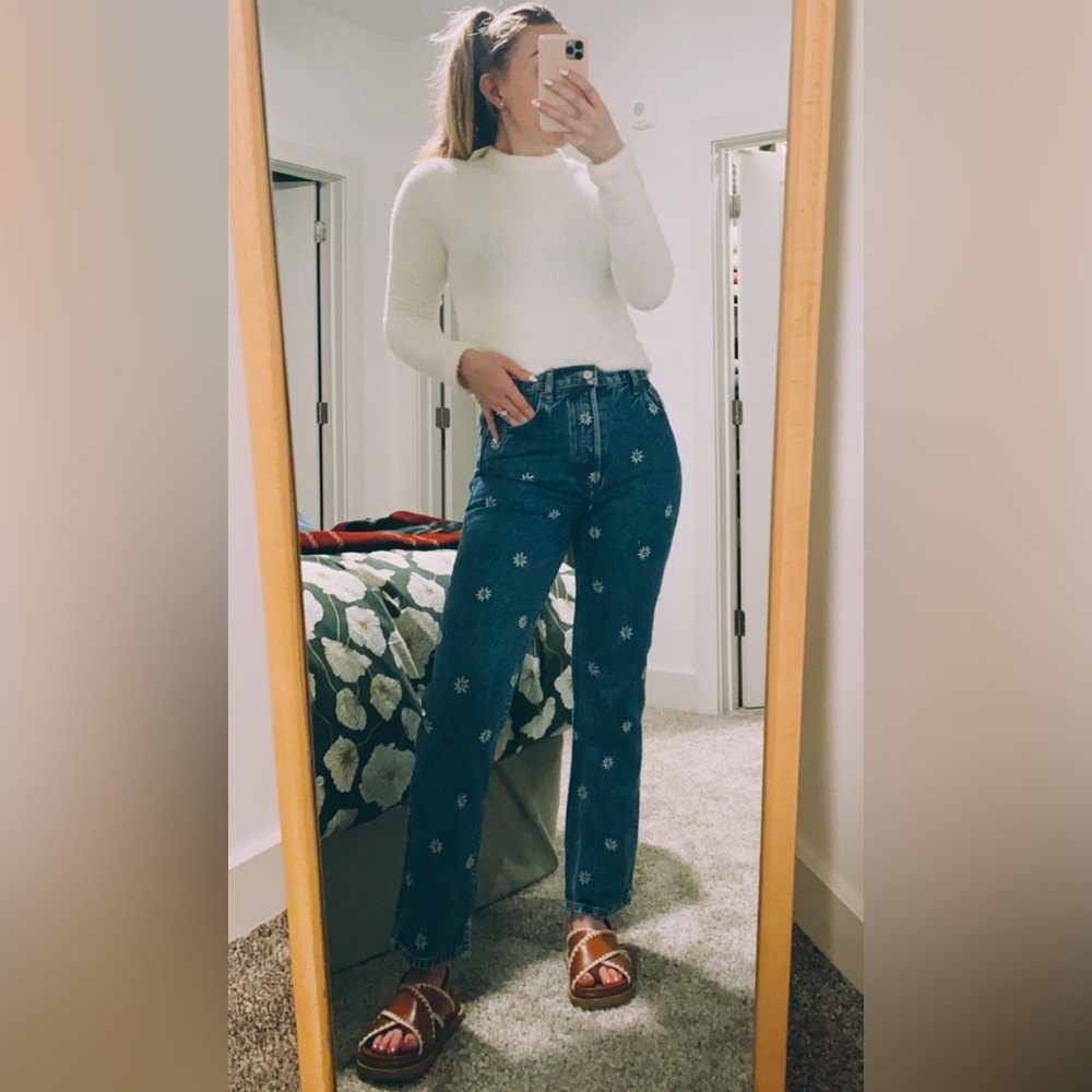 Reformation Cynthia High Rise Straight jeans